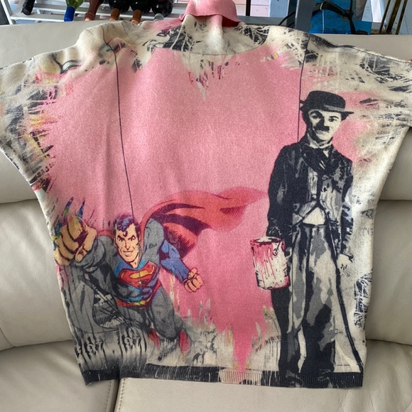 Printed Artworks sweaterPriced to sell